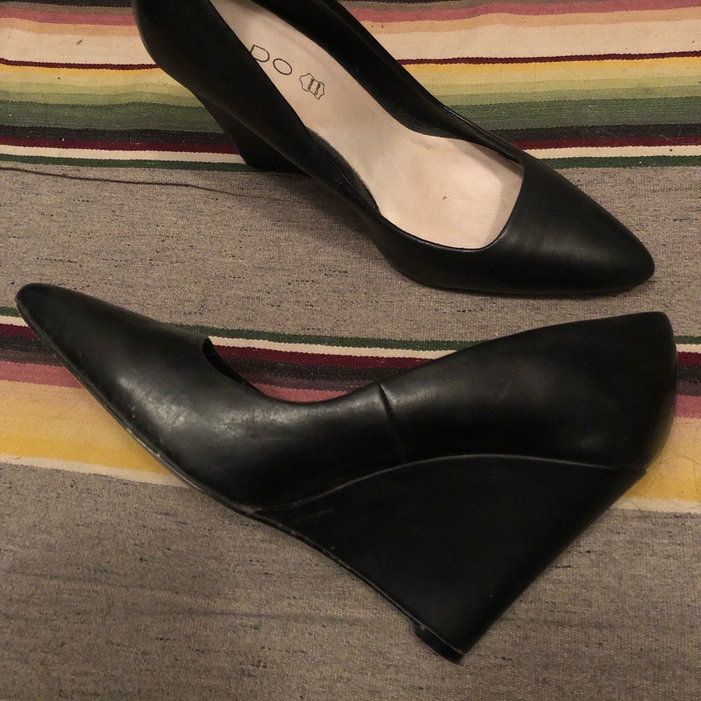 Aldo leather wedge heel size 10